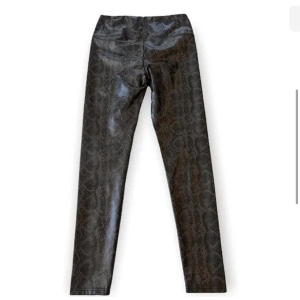 7 FOR ALL MANKIND PANTS 💋NWT - Picture 4 of 9